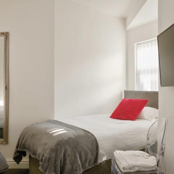 Priory Suites Liverpool Exterior photo